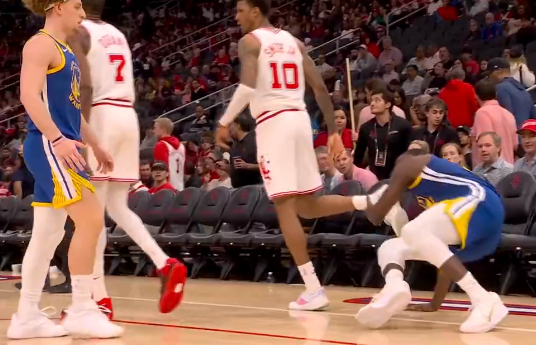 ▲正如緑老师在自己播客里说的：很多人都在讨论那次回合，说多尔特是不是打得很脏。我