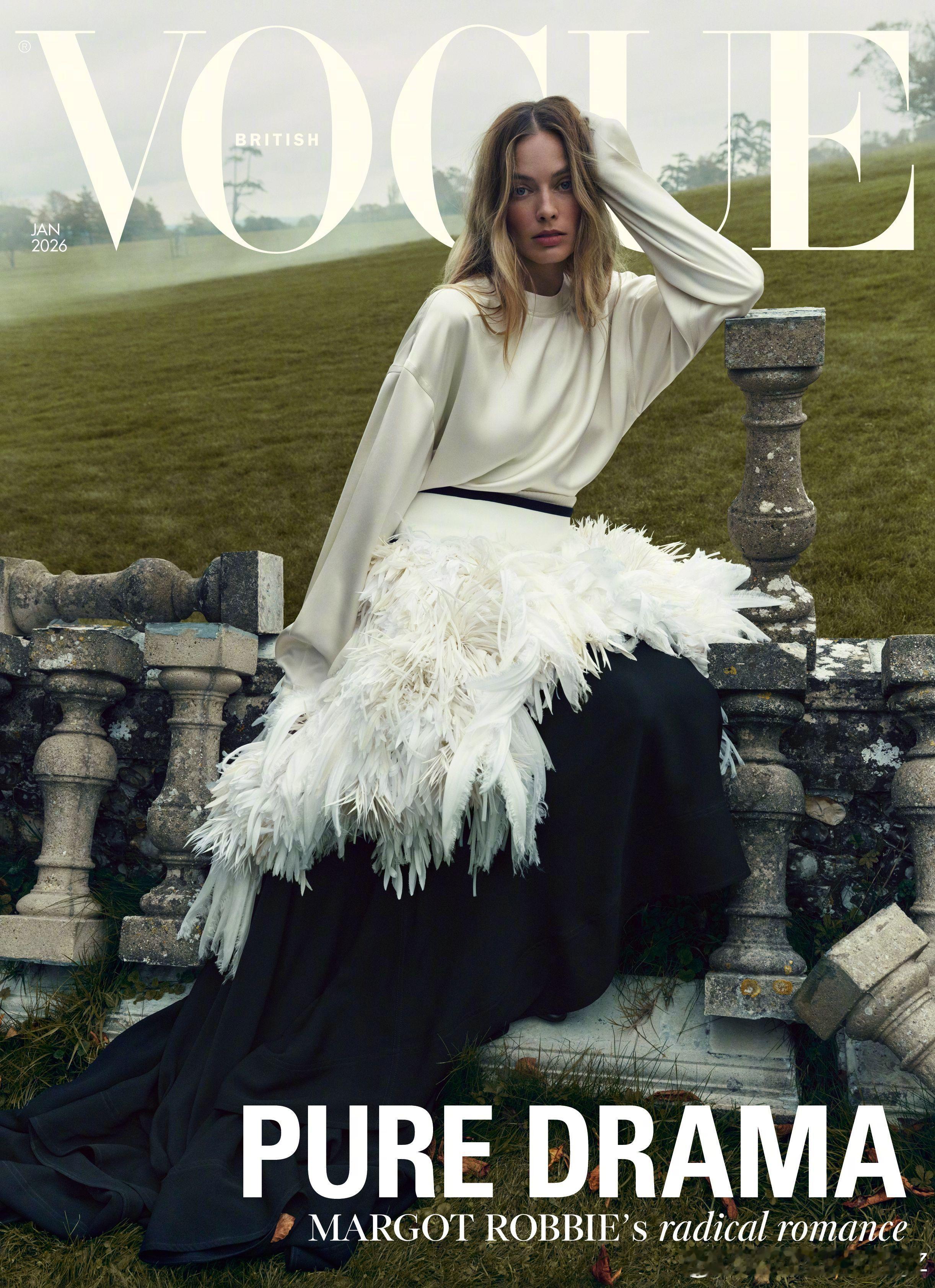 英国版 VOGUE 2026开年刊，Margot Robbie 身着 CHANE