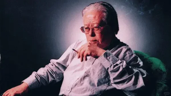 沉痛悼念顾威：戏剧舞台的巨星陨落 84 岁的顾威先生溘然长逝，戏剧界一...