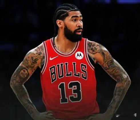 NBA吐槽大会自由球员中锋尼克-理查兹已承诺与热火签约。他的身体素质尚可，弹跳还