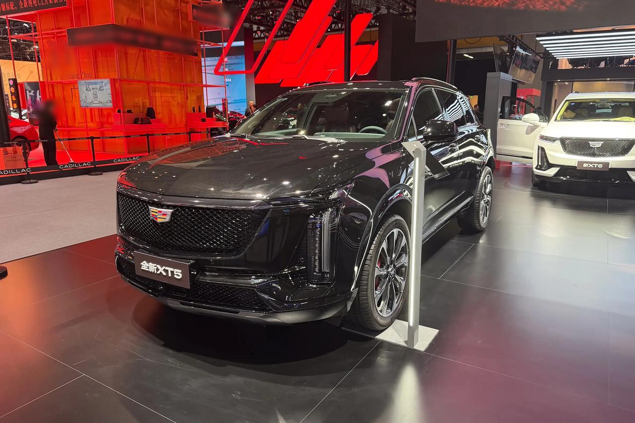 说实话，凯迪拉克XT5现在带劲的不是配置，是凯迪拉克终于把价格打下来了 💥。豪