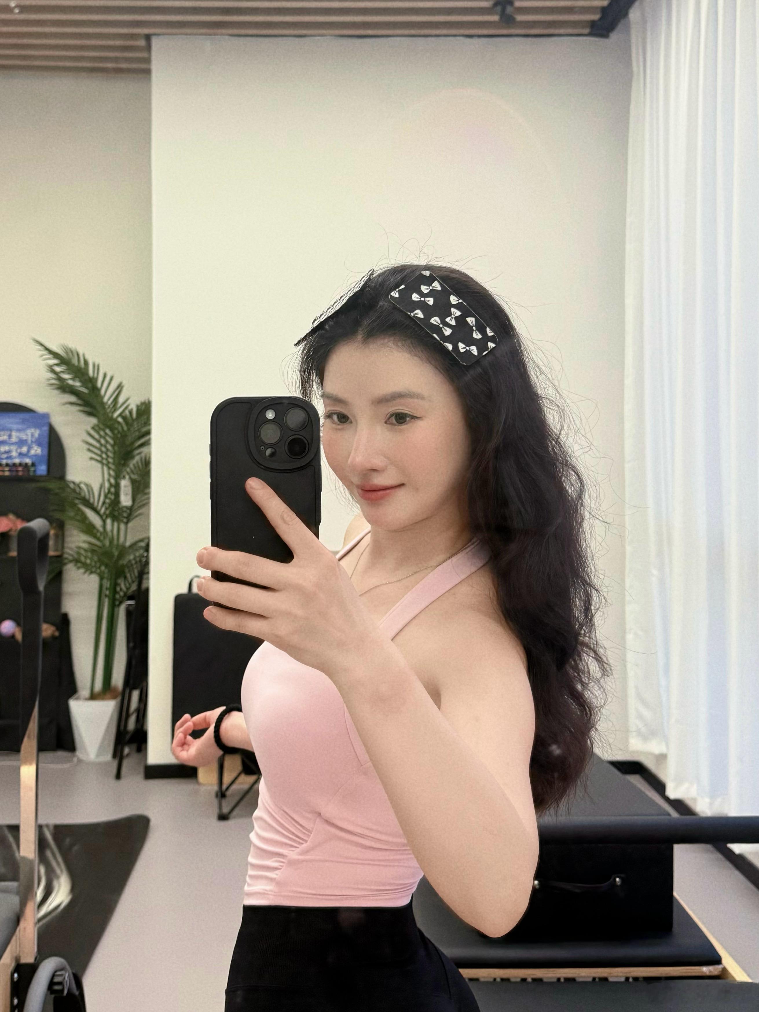 很久没练了昨晚回家后大言不惭和教练说下肢练得没感觉从后半夜开始酸痛到今晚感觉还要