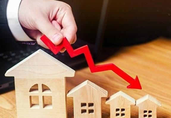 房价下跌，对普通人到底意味着什么？

先看已经买了房的，尤其是前些年房价不便宜的