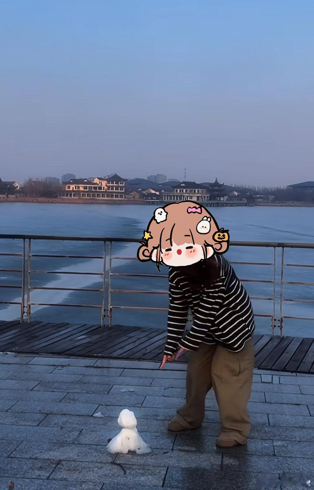 妈耶，肖战堆的雪人儿还没化呢噢？ 