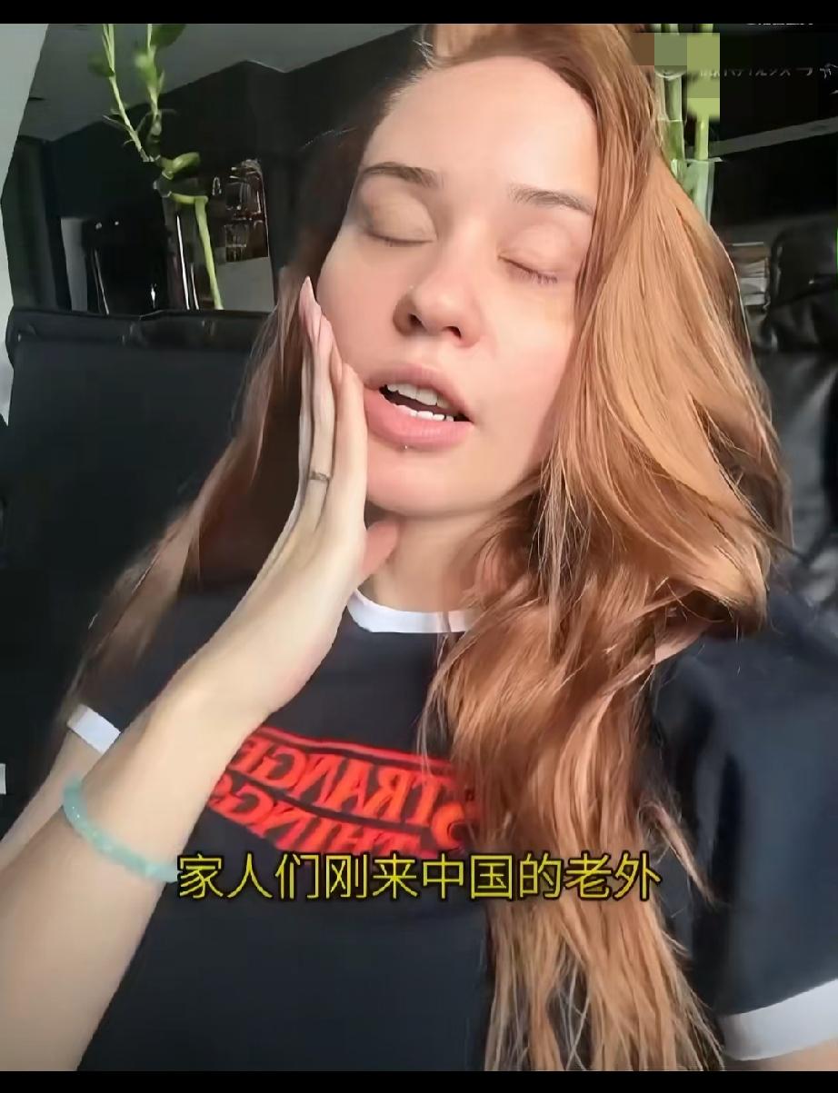 外国博主在中国社交平台呼吁中国人不要吃狗肉，她认为狗狗是人类的朋友，看到中国人吃