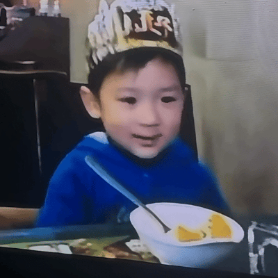 好消息是左航连续三天打卡自拍坏消息是要去剪头发了 