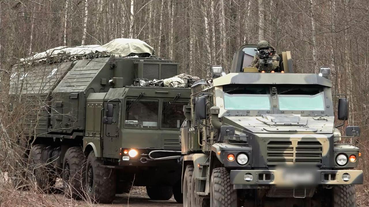 关于俄罗斯在乌克兰使用的奥列什尼克高超音速导弹，我们已知的情况