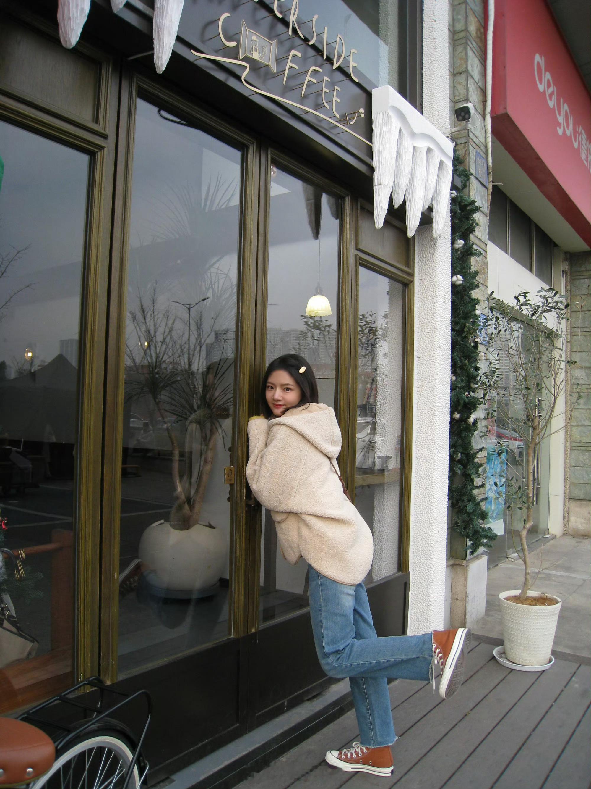 任敏来给五哈注入一点新鲜的抽象任敏一起用魔法打败魔法 任敏官宣五哈啦！那句“新鲜