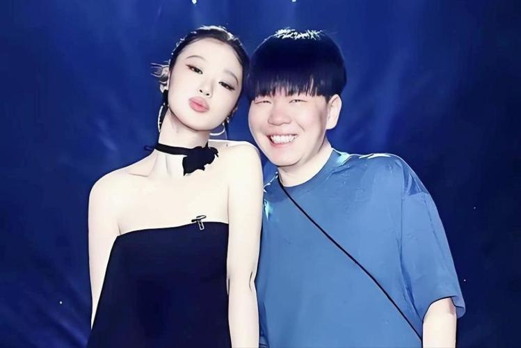 常石磊作为一个音乐制作人，创作能力好像差了不是一星半点。印象中音乐制作人都挺能写