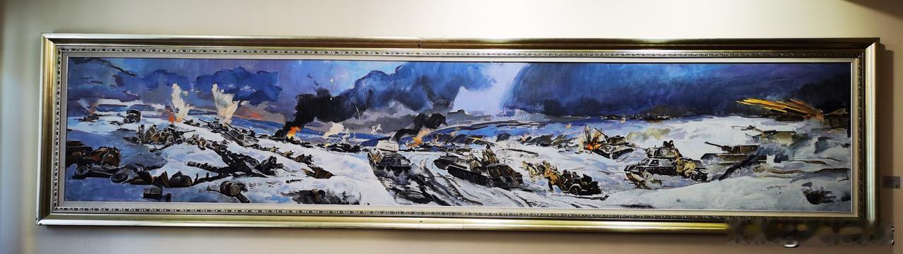 油画《库尔斯克会战》解读

到哈尔滨博物馆参观学习，看油画展。看到油画《库尔斯克