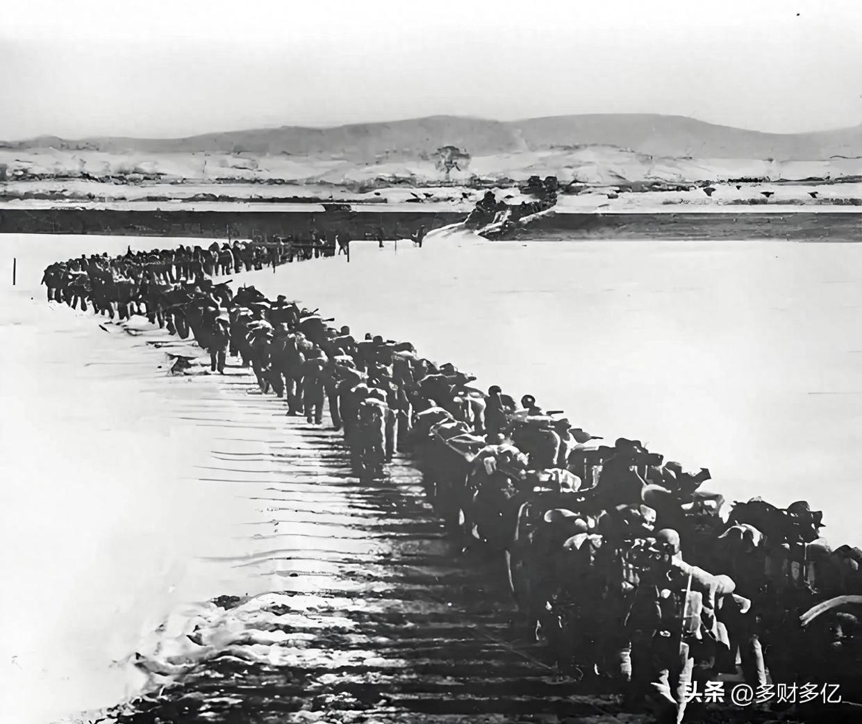 1951年汉江前线，老周缴获一挺英军布伦机枪，子弹却要靠“借”，这“挑食”的家伙