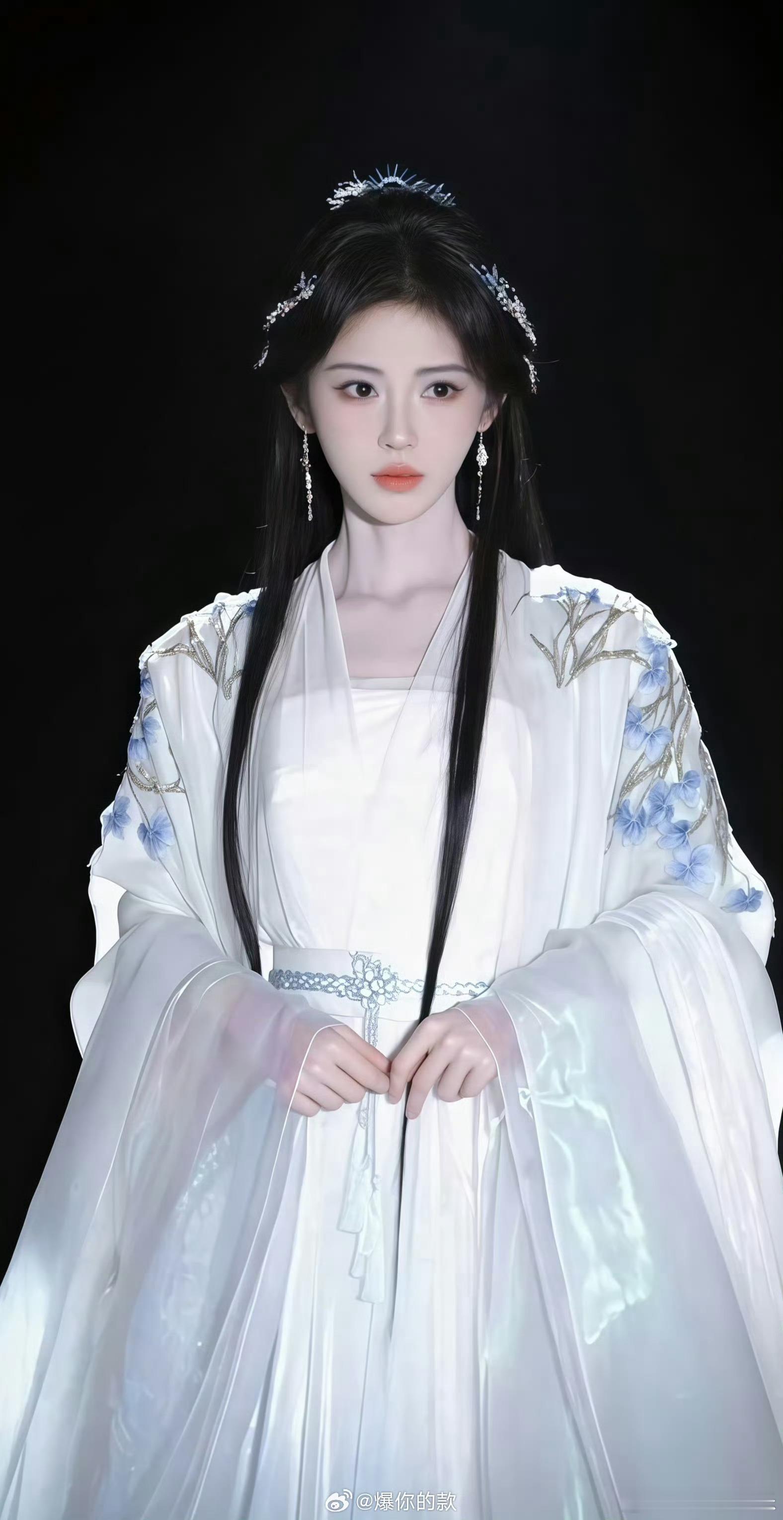 鞠婧祎发长文告别露芜衣📜从缘起至缘落，陪伴观众走过漫长时光，露芜衣人设独特亮眼