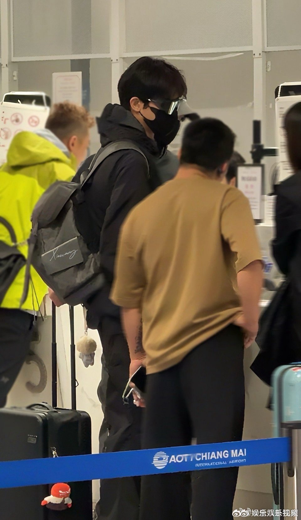 宋威龙不需要剪泰国vlog了粉丝剪的宋威龙泰国vlog 宋威龙泰国行也太好追了吧