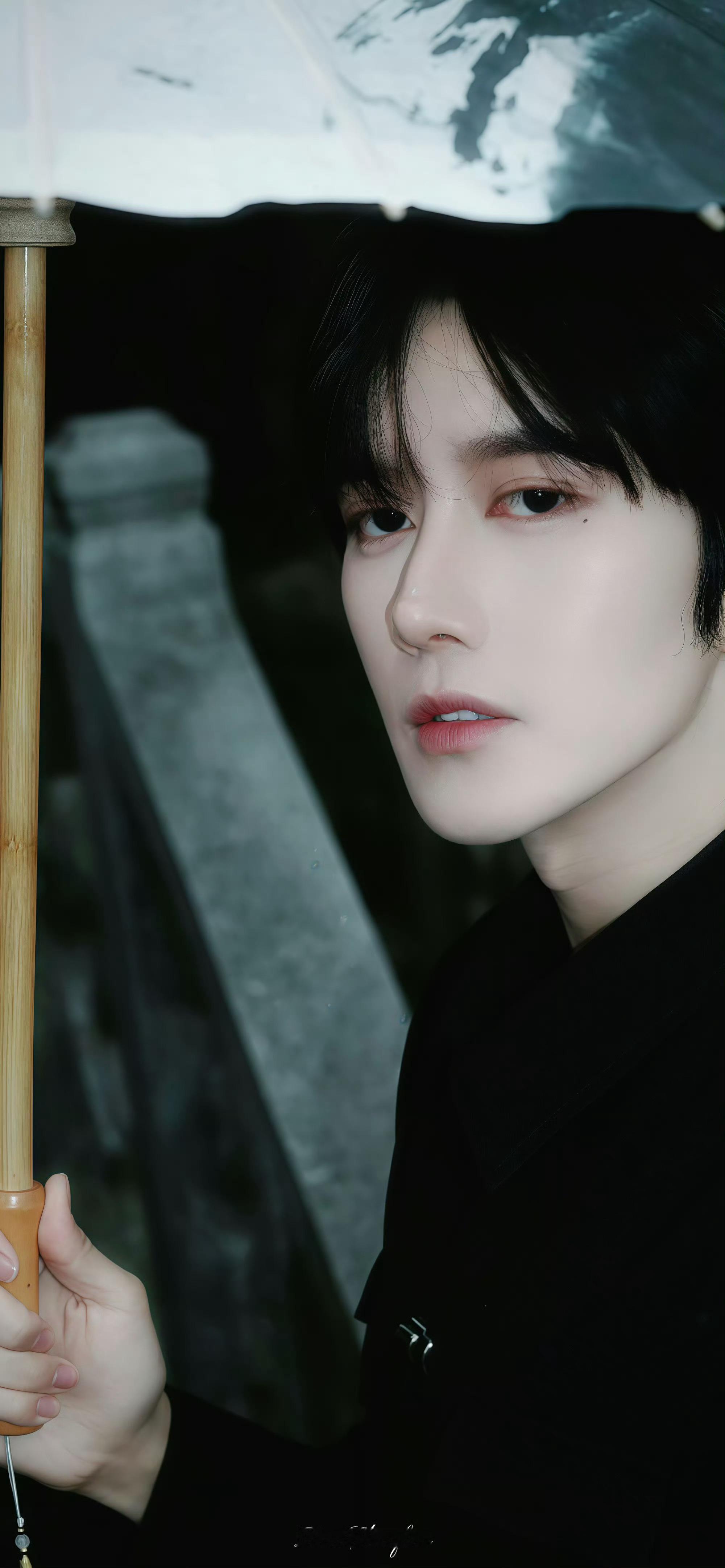 黄星粉丝破百万恭喜黄星🫘粉丝突破一百万啦，被越来越多人喜欢的星星未来可期，期待