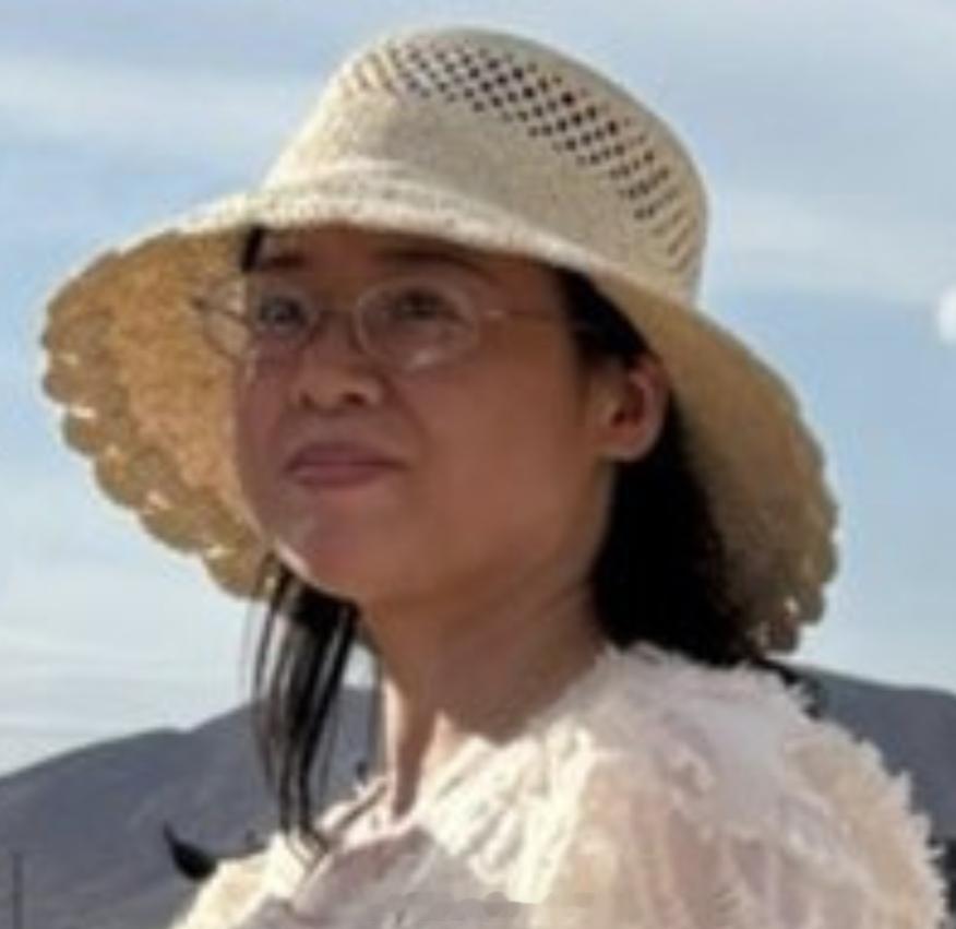 谁要抱她？殖人傻事殖人迷惑行为