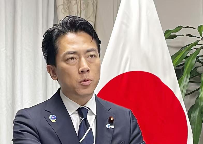 被堵门口，日本怕了！ 据NHK等多家日媒昨报道，日本防卫省7月21日发布消息称，