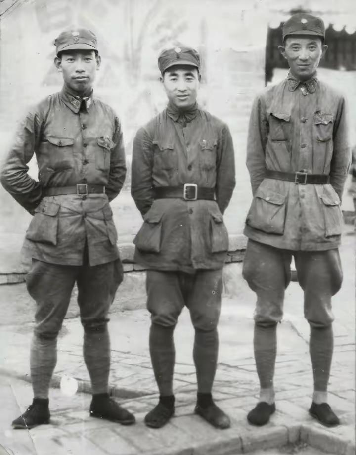 不是我吹！能认出这三位的，绝对是历史相当不错的高手。