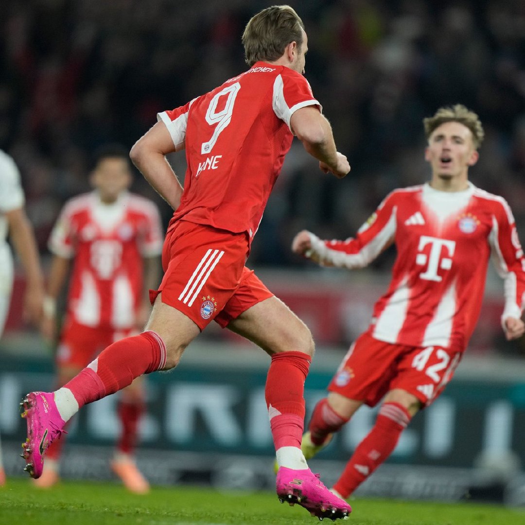 ⚽️ 哈里·凯恩替补登场，20分钟内上演帽子戏法！这水平简直独一档 🚀拜仁 哈