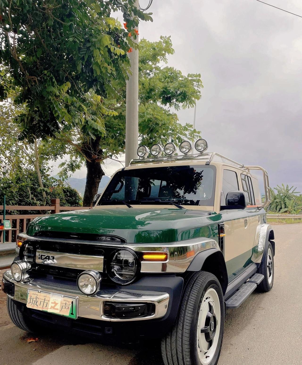 8155芯片+L2+智驾，复古造型的iCAR V23，凭啥把“好看”和“好用”焊