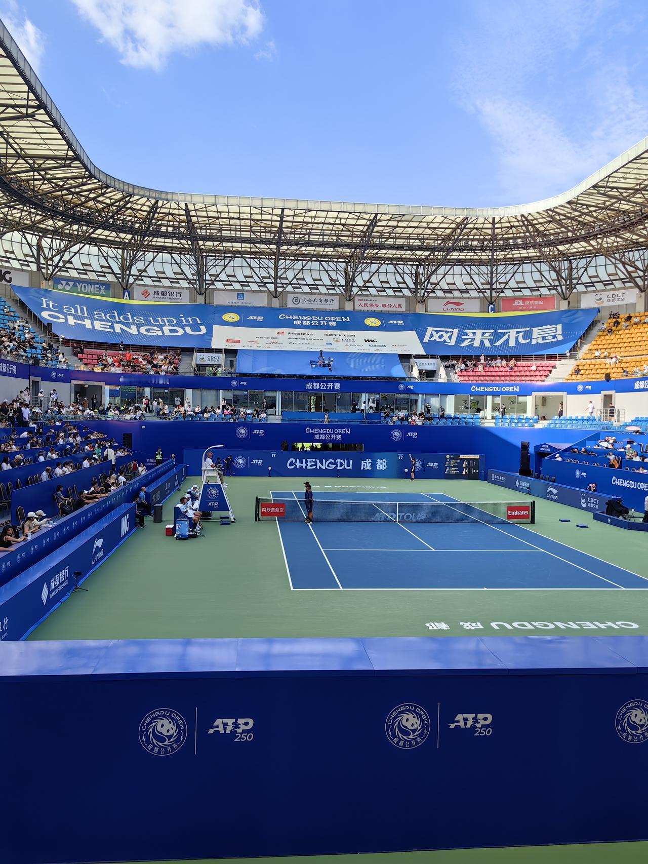 最近练球的感受。所有的前提是放松，手掌、小臂、大臂，都要保持松弛状态下让身体带动