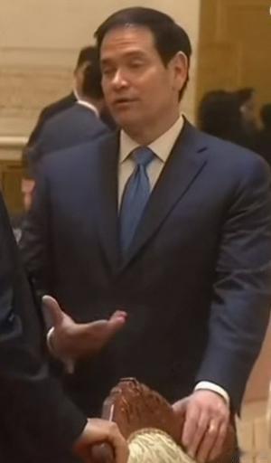 卢比奥跑出来替特朗普要无糖可乐，人设真的屹立不倒啊