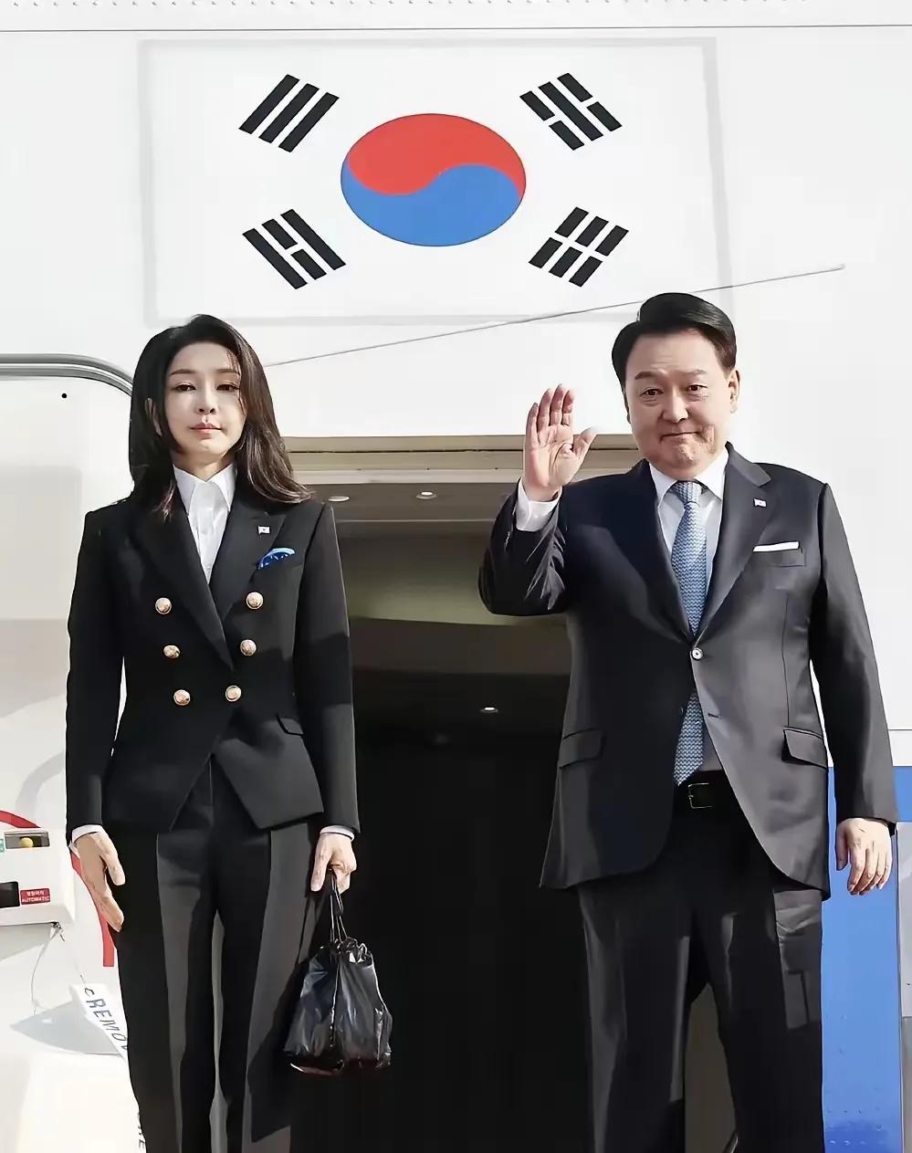 一片哗然！韩国总统尹锡悦竟然第三次为其妻子动用总统否决权。刚刚，韩国总统尹锡悦第