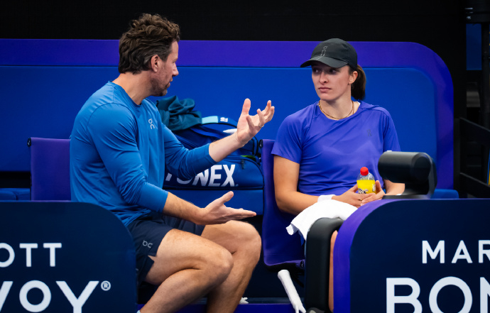 斯瓦泰克与教练结束合作 斯瓦泰克宣布与教练费赛特结束合作。她表示对近期表现感到失