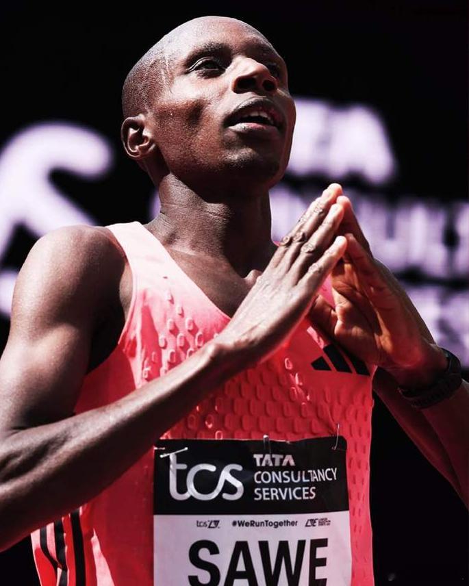 阿迪达斯助人类马拉松首次破二 阿迪达斯最新发布的ADIZERO史上最轻竞速跑鞋A