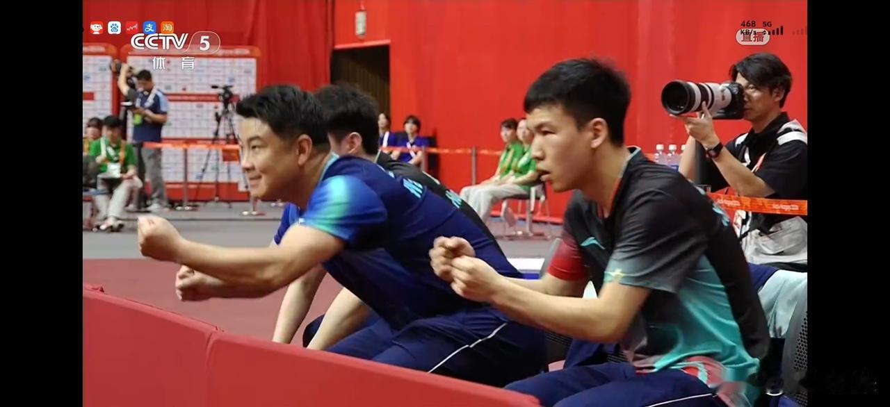 亚运会男团决赛，
王楚钦赢一场，输一场，
3-2让二追三逆转松岛辉空
0-3输给