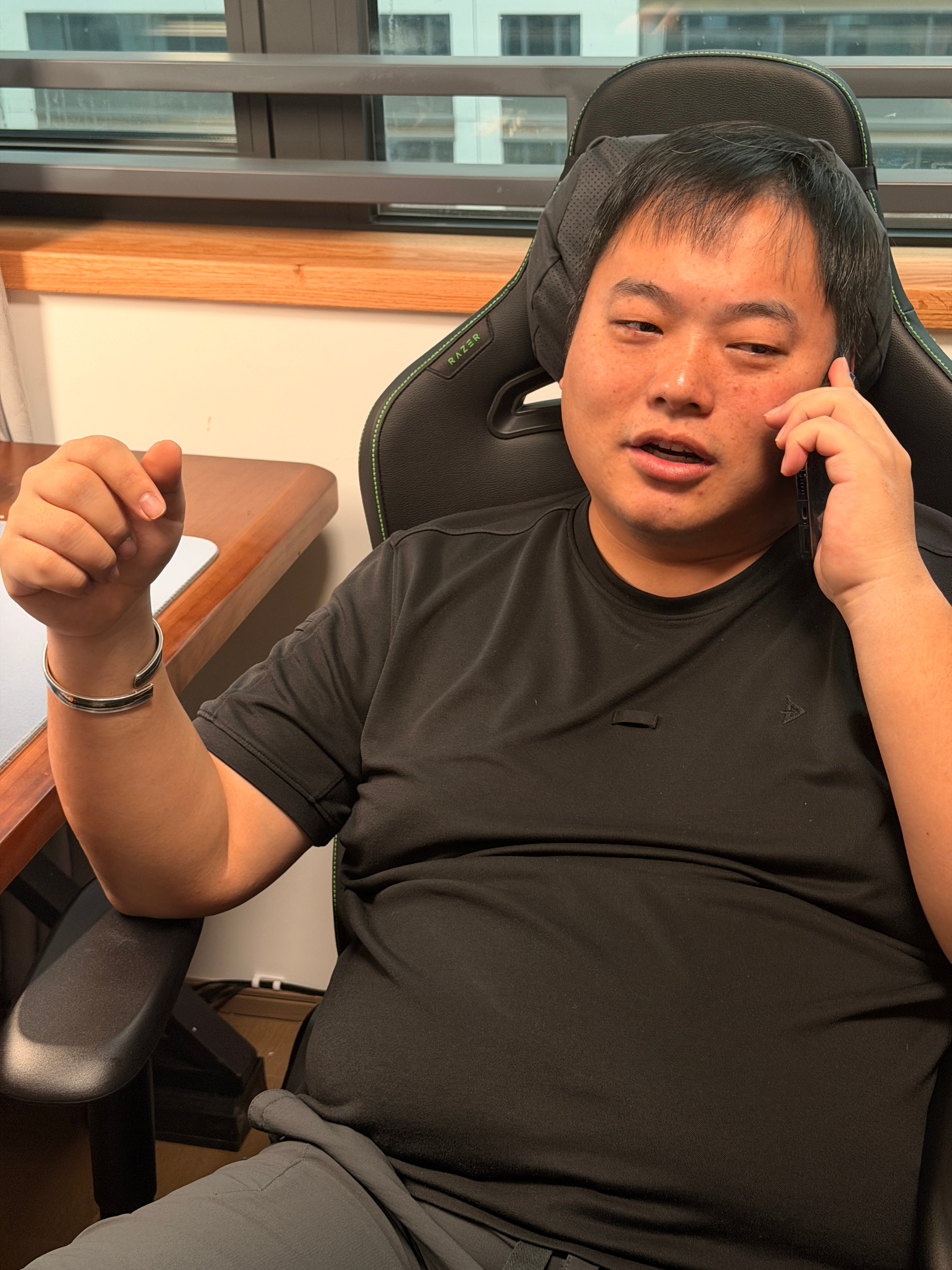 大晨子的奶奶👵🏻被网购骗了（夸大功效）大晨子苦口婆心说：你去找广场找朋友跳跳