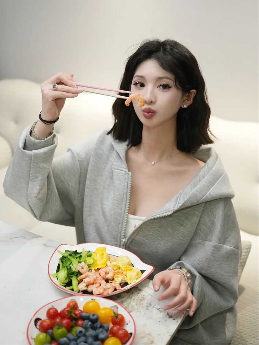 “腹婆”变身记