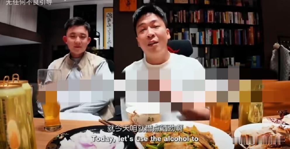 刘一手给T佑、王小源开专场！

         刘一手最新录播视频，发牢骚抱怨
