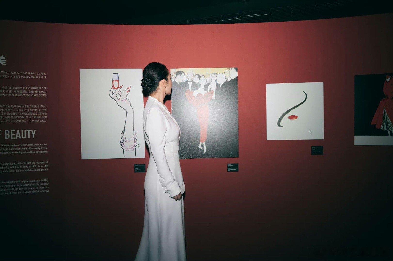 #刘涛秦海璐柴碧云黑夜骑士造型#这样的呈现也是给了我们很多的惊喜，而且感觉刘涛和