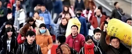 为啥美国三亿多人、俄罗斯1.4亿、加拿大四千万人过日子轻轻松松，唯独咱们十四亿国