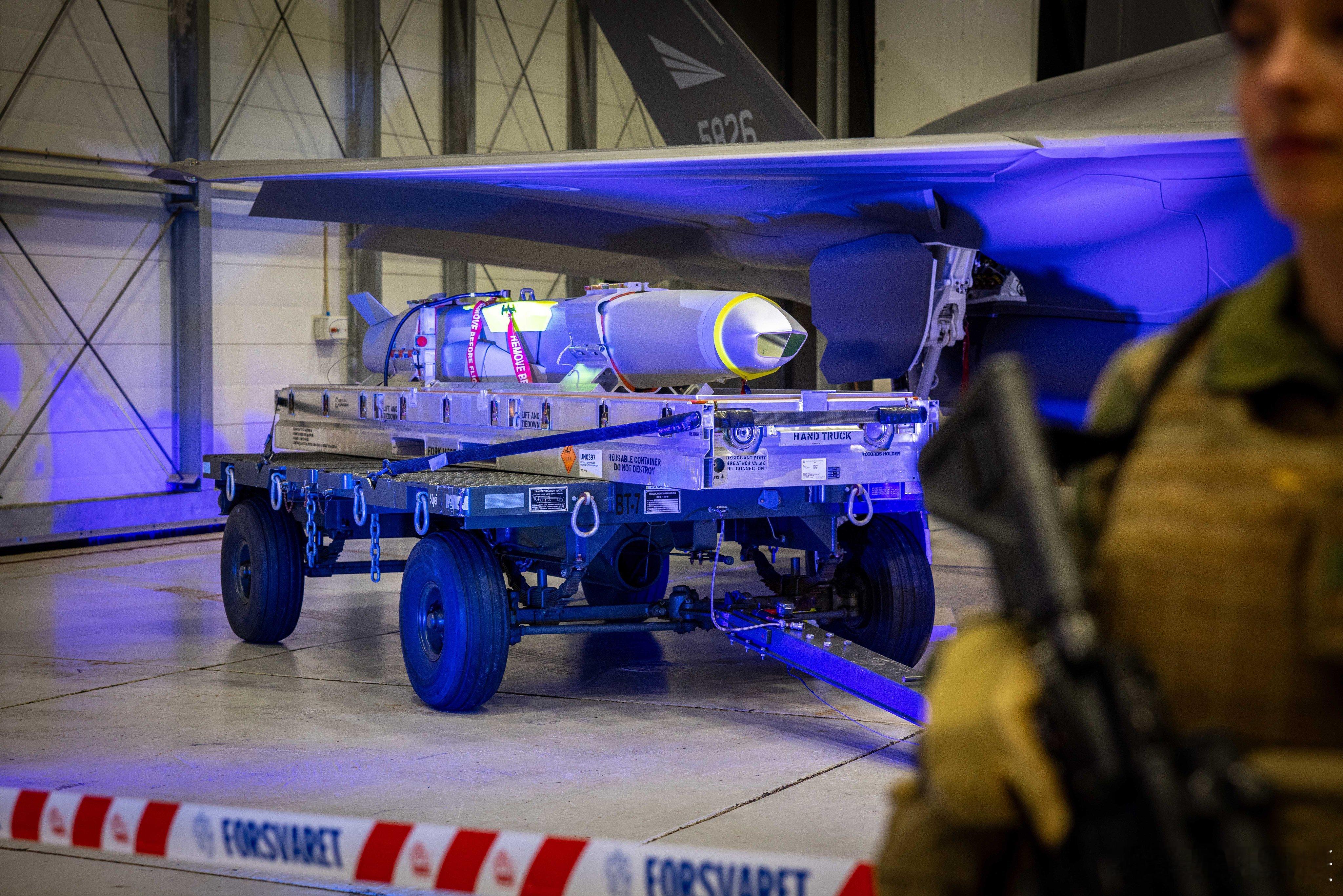 挪威康斯博格防务集团宣布，与日本防卫省签署第5份后续合约，向航空自卫队F-35A