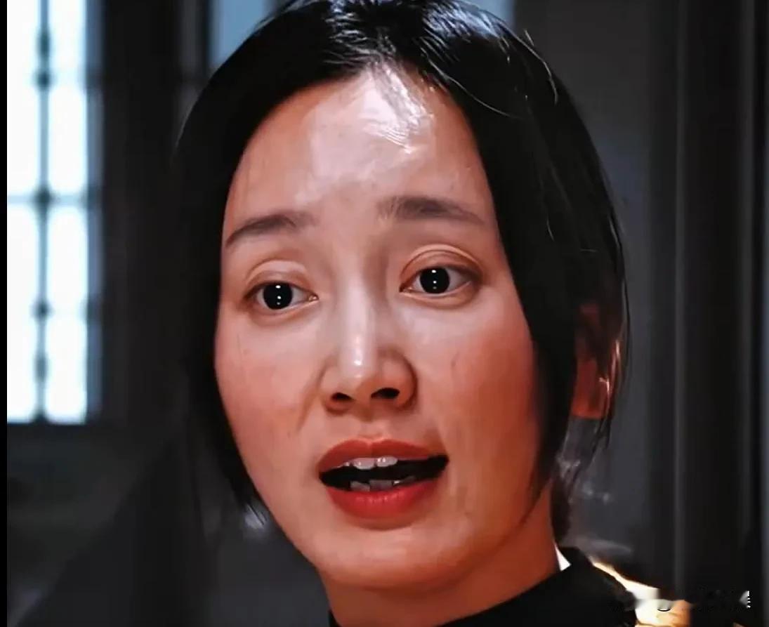 这两天看《以法之名》看的好过瘾，觉得它是继《人民的名义》之后最好看的一部反腐大片