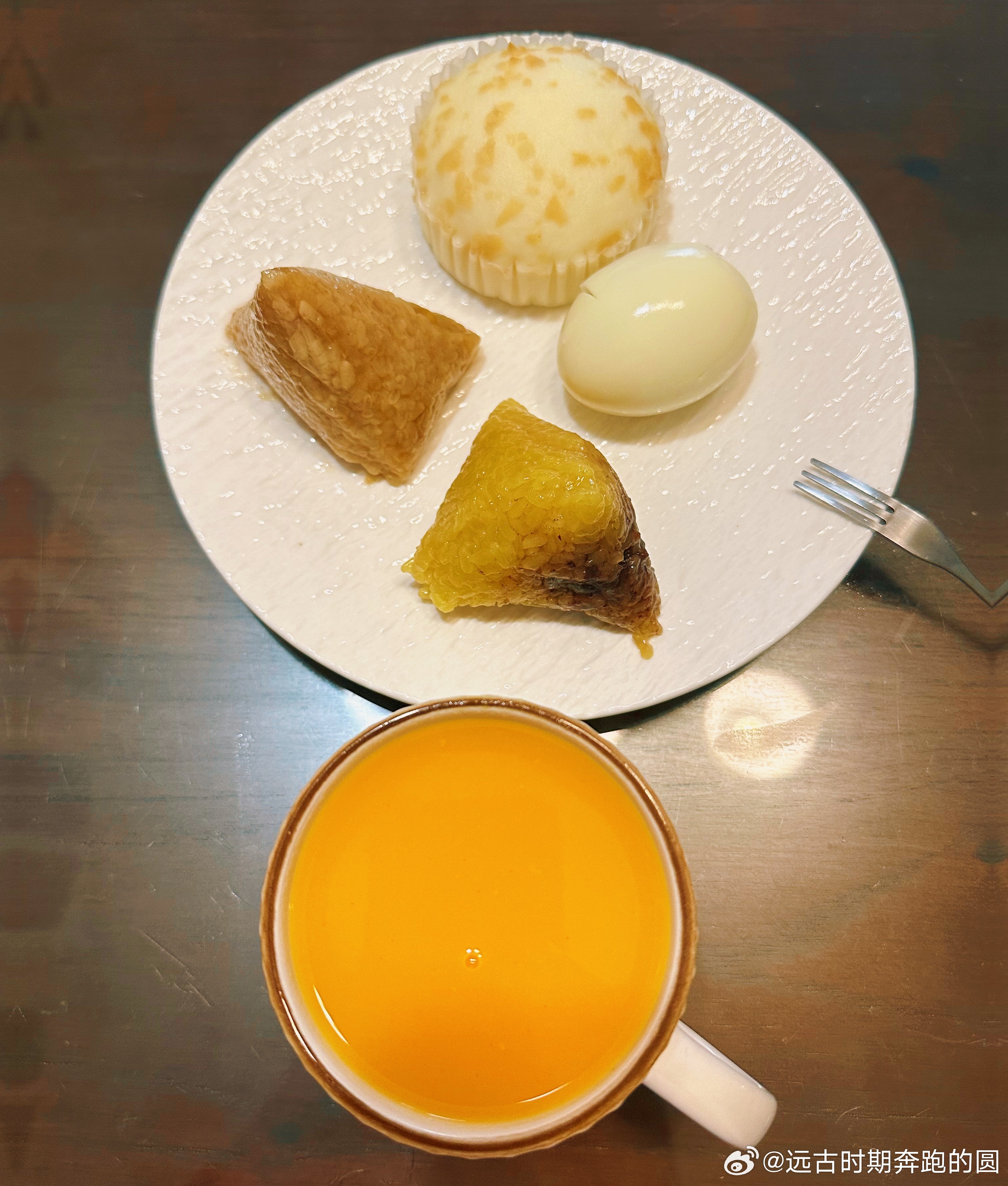 吃个悠闲早餐红豆棕，肉棕喜欢哪个 