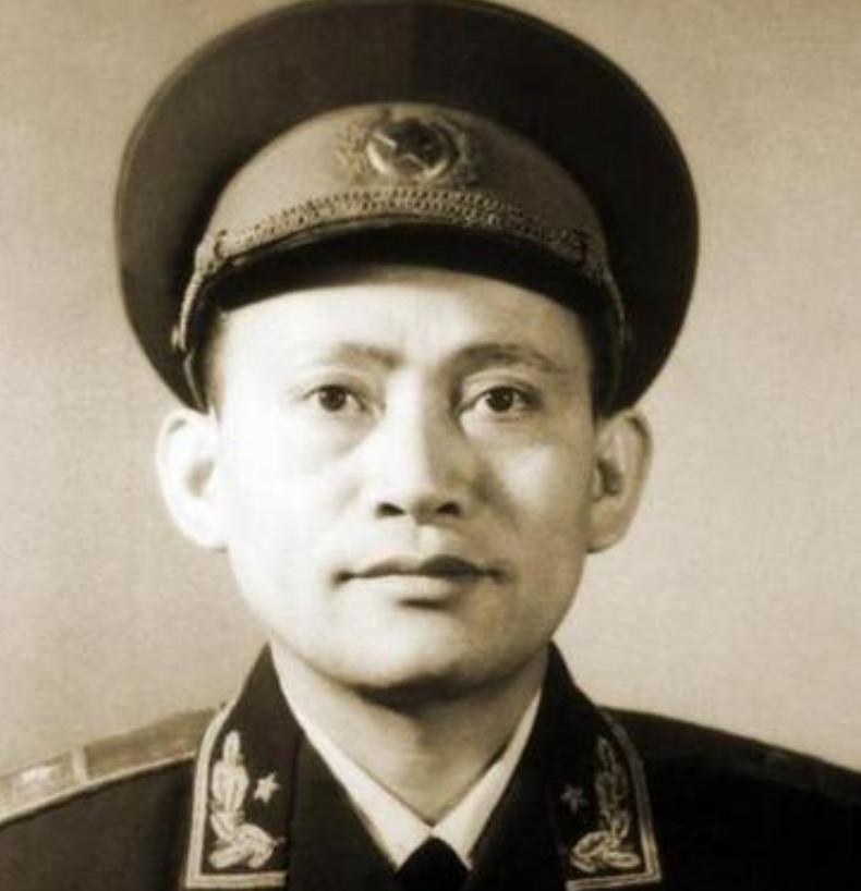 1952年，华北军区干部部副部长甘思和外出考察，一个老部下找到他：“原冀鲁豫军区