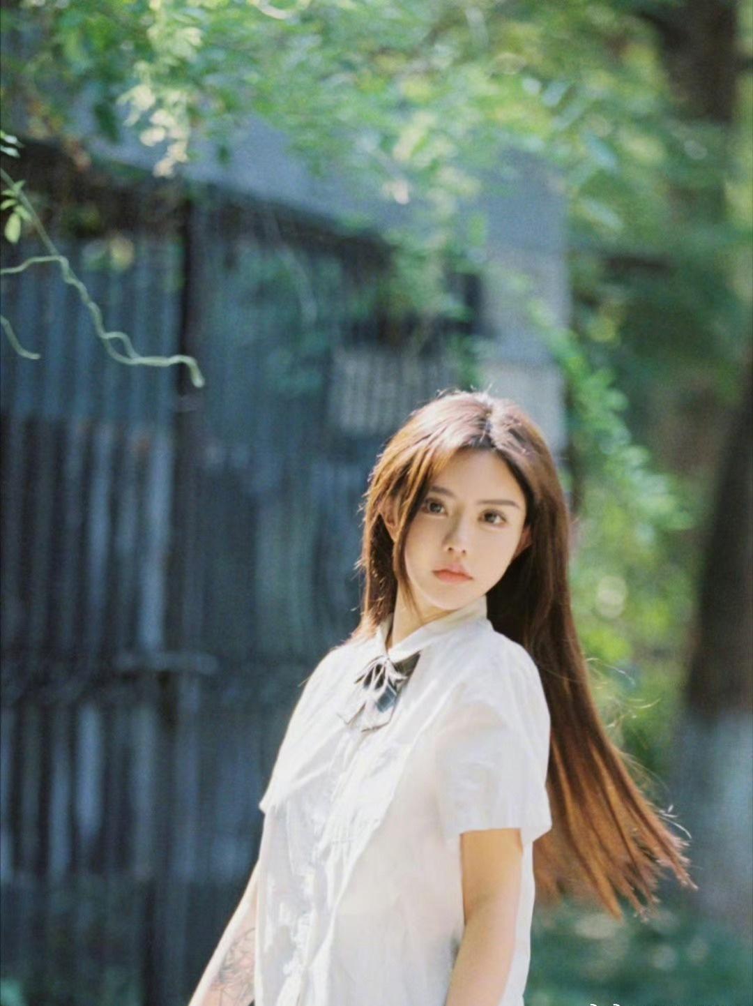 杀猪盘的套路从未改变，甜言蜜语+异国身份+紧急求助，韩安冉中招被骗100万，真相