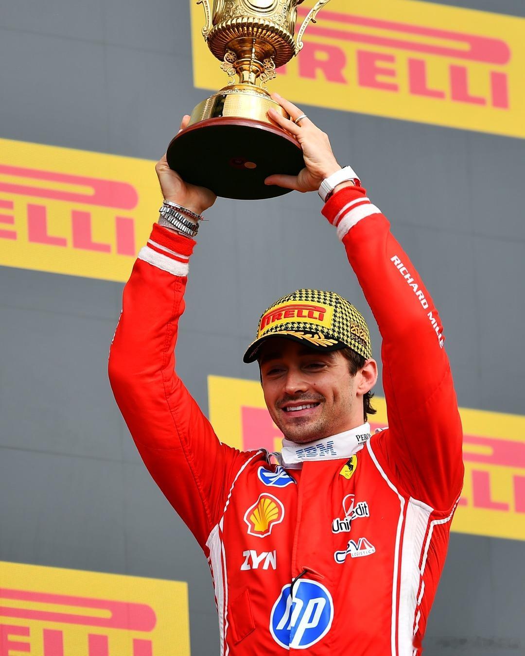 时隔 37 场赛事，再度站上冠军领奖台🏆FIA2026F1英国大奖赛