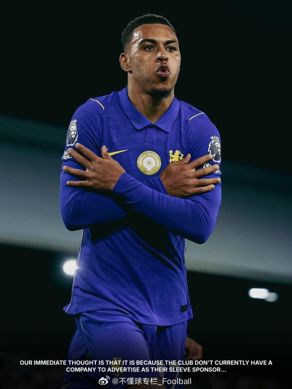 Footy Headlines又给曼联纠错了：按照英超明确规定的装备要求，如果有