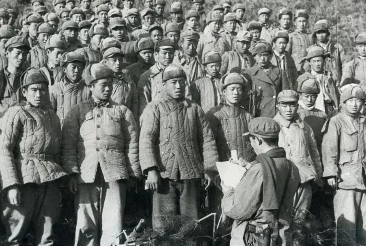 来说说抗美援朝各个部队的表现吧。

1953年7月13日21时，金城以南二十五公