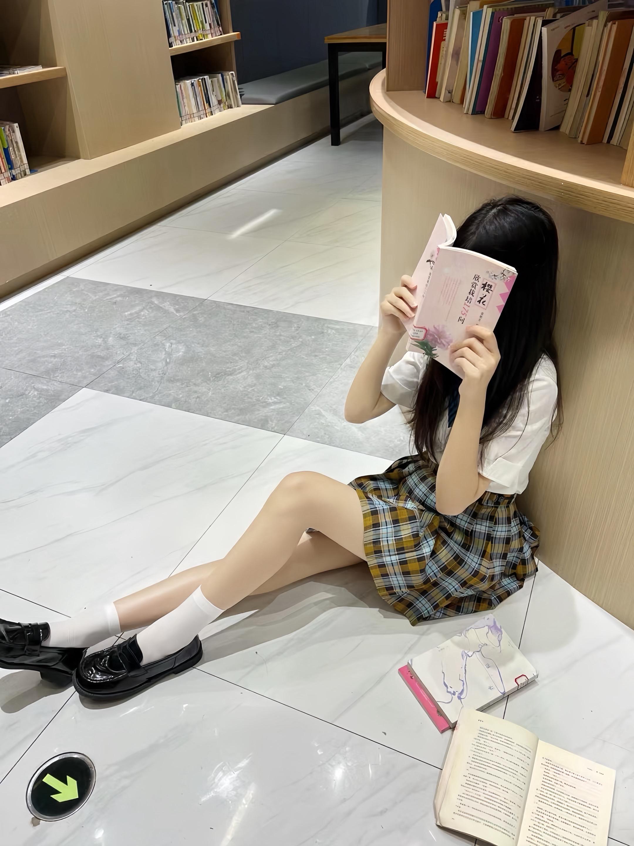 请把你的手给我  再次把心交给我