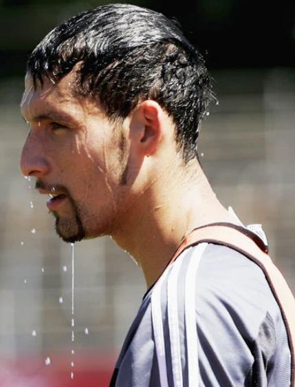 脾湿头汗，肝湿大腿根汗，肾湿浑身汗，3个中成药，养好肝脾肾[谢谢][谢谢][谢谢