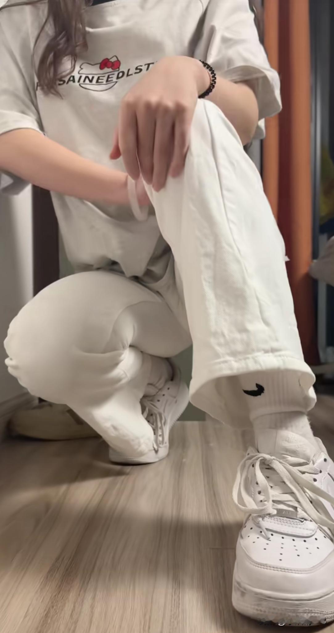 悄悄做个梦给你又怕做梦梦到你