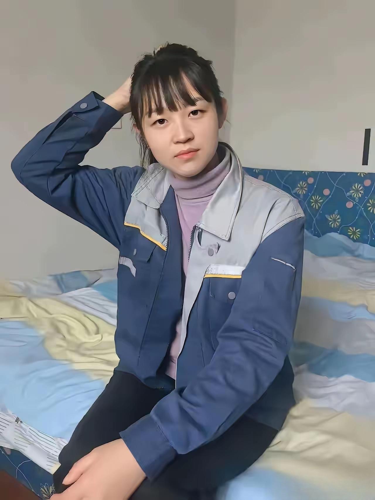 优雅干练又随性自然的通勤穿搭