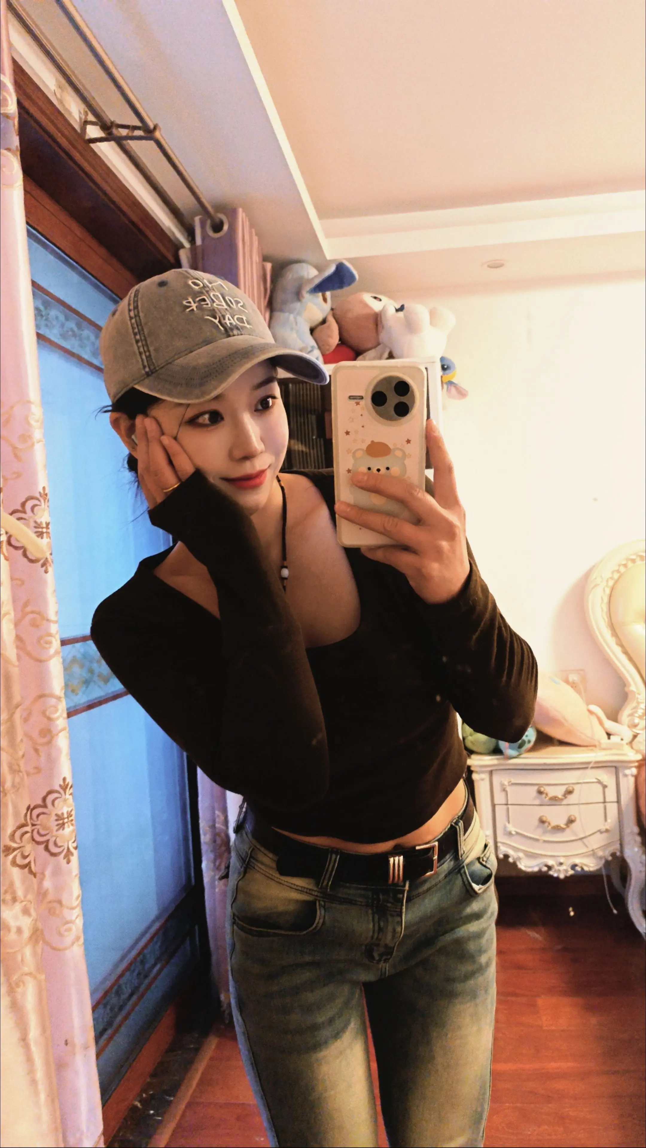 “晴朗的你推开了所有的云.”