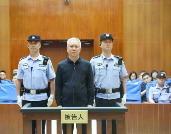 曾经的中国首富，今天上午被判无期。
许家印，恒大集团实控人，8项罪名，无期徒刑，
