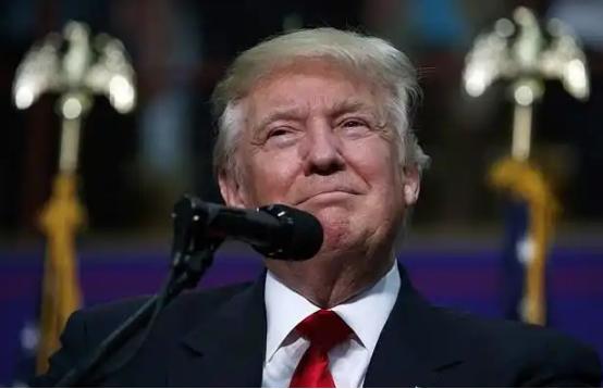 美国对中国撂下狠话，如果中国再不恢复稀土供应，那么美国要动用真正的杀手锏，就是要