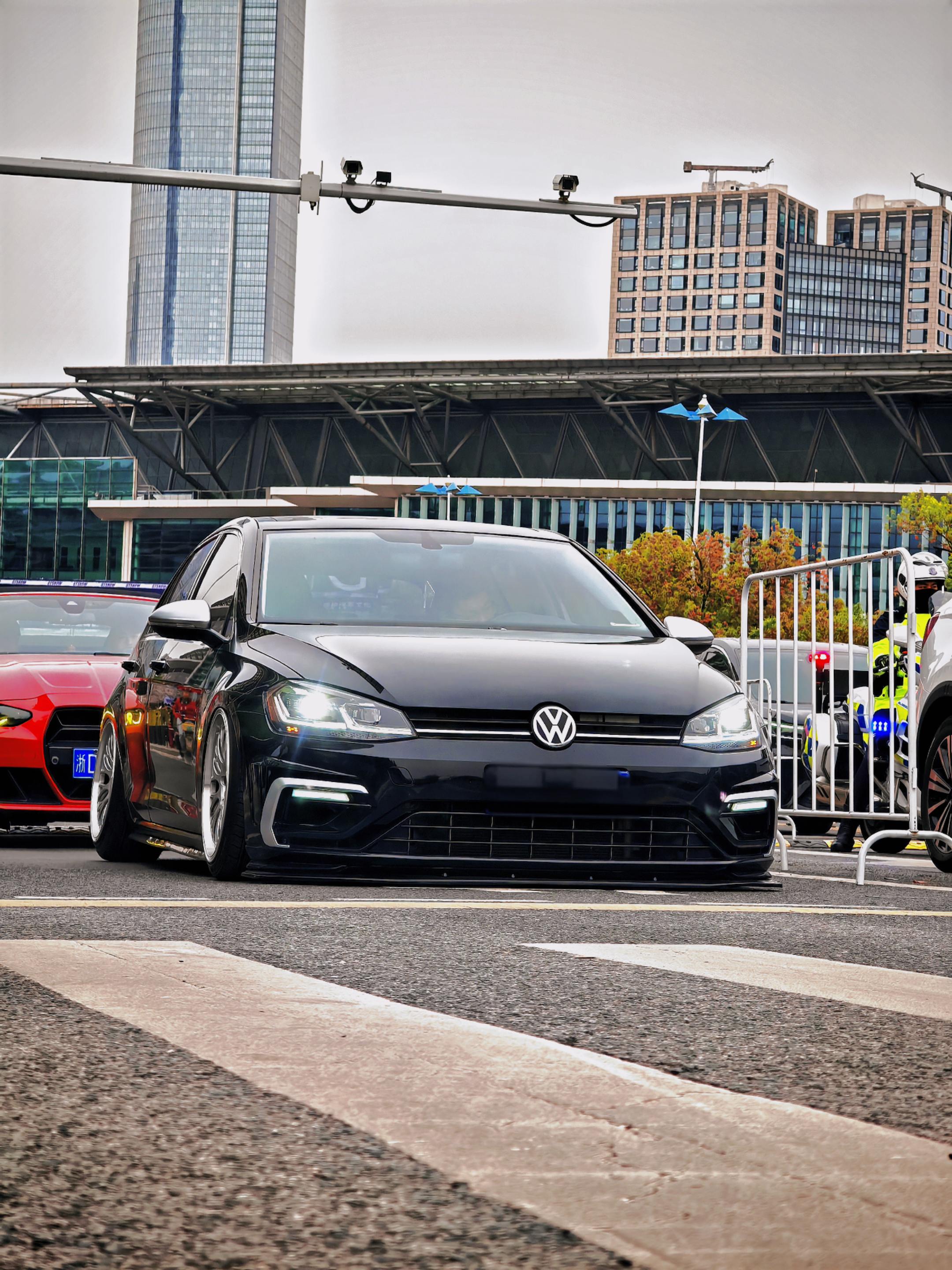 高尔夫GTI 真的就是贴地飞行👀